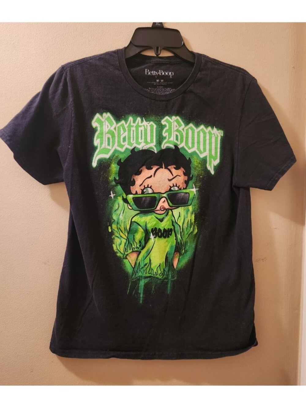 Betty Boop Y2K Black & Lime Green Shirt Size Medium